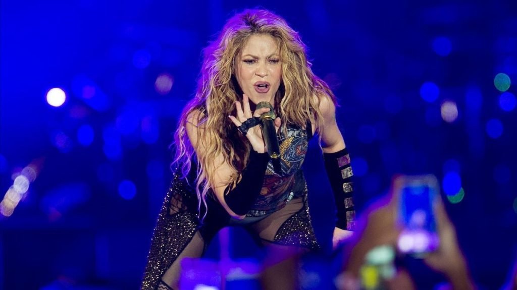 Shakira Y Su Espectacular Concierto En Barcelona - Dicomania